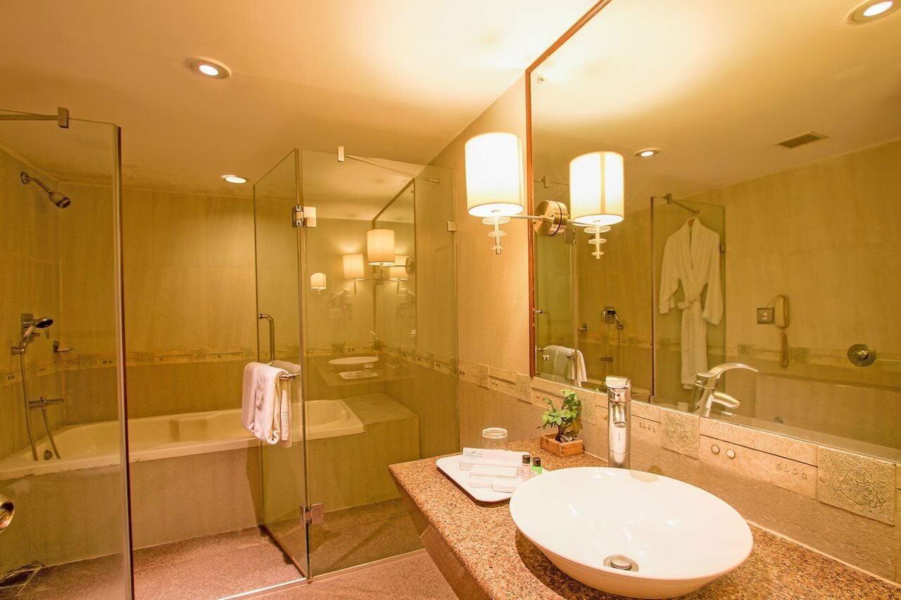 Фото Citadel Sarovar Portico Bengaluru