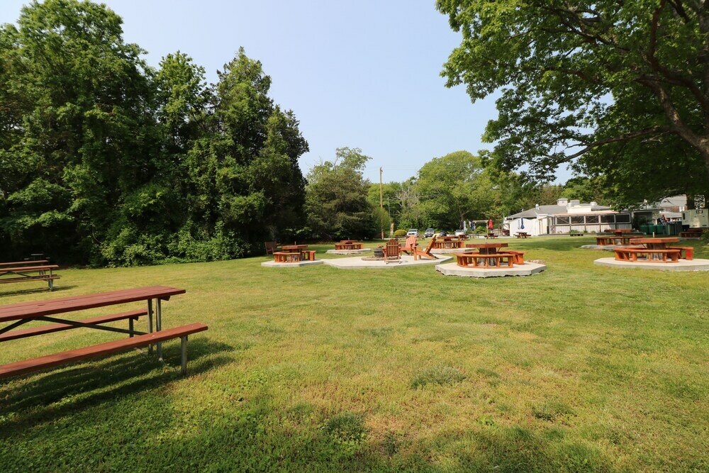 Фото Hamilton Village Inn