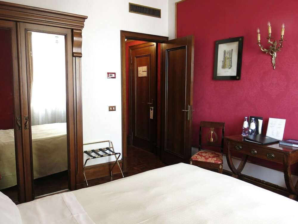 Фото Due Torri Hotel