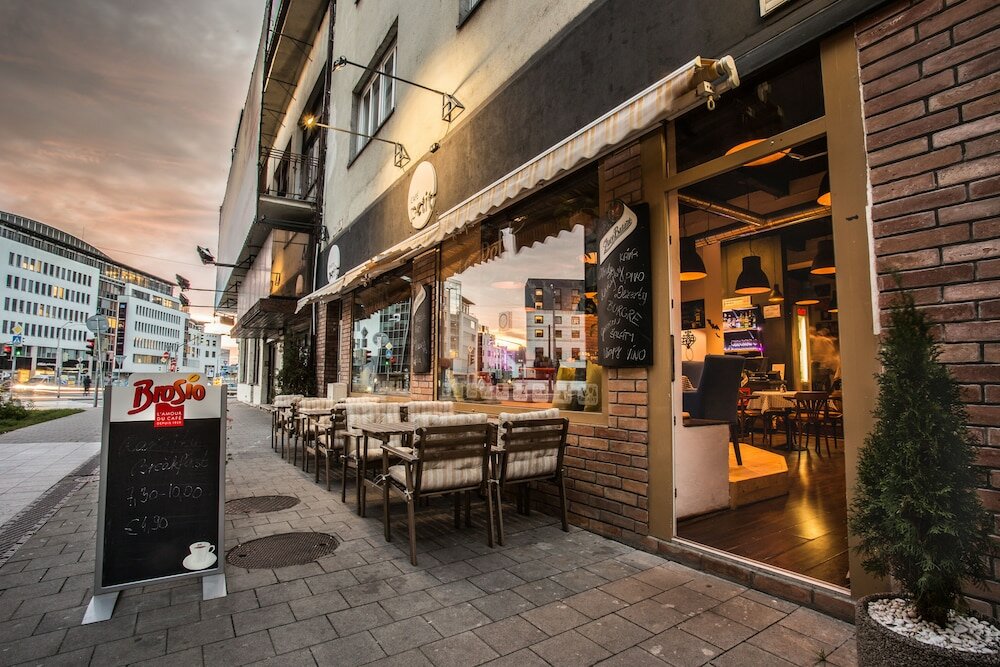 Фото отеля 1