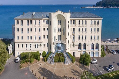 Внешний вид отеля Belambra Clubs Morgat - Le Grand Hotel De La Mer в Крозоне, фото 1