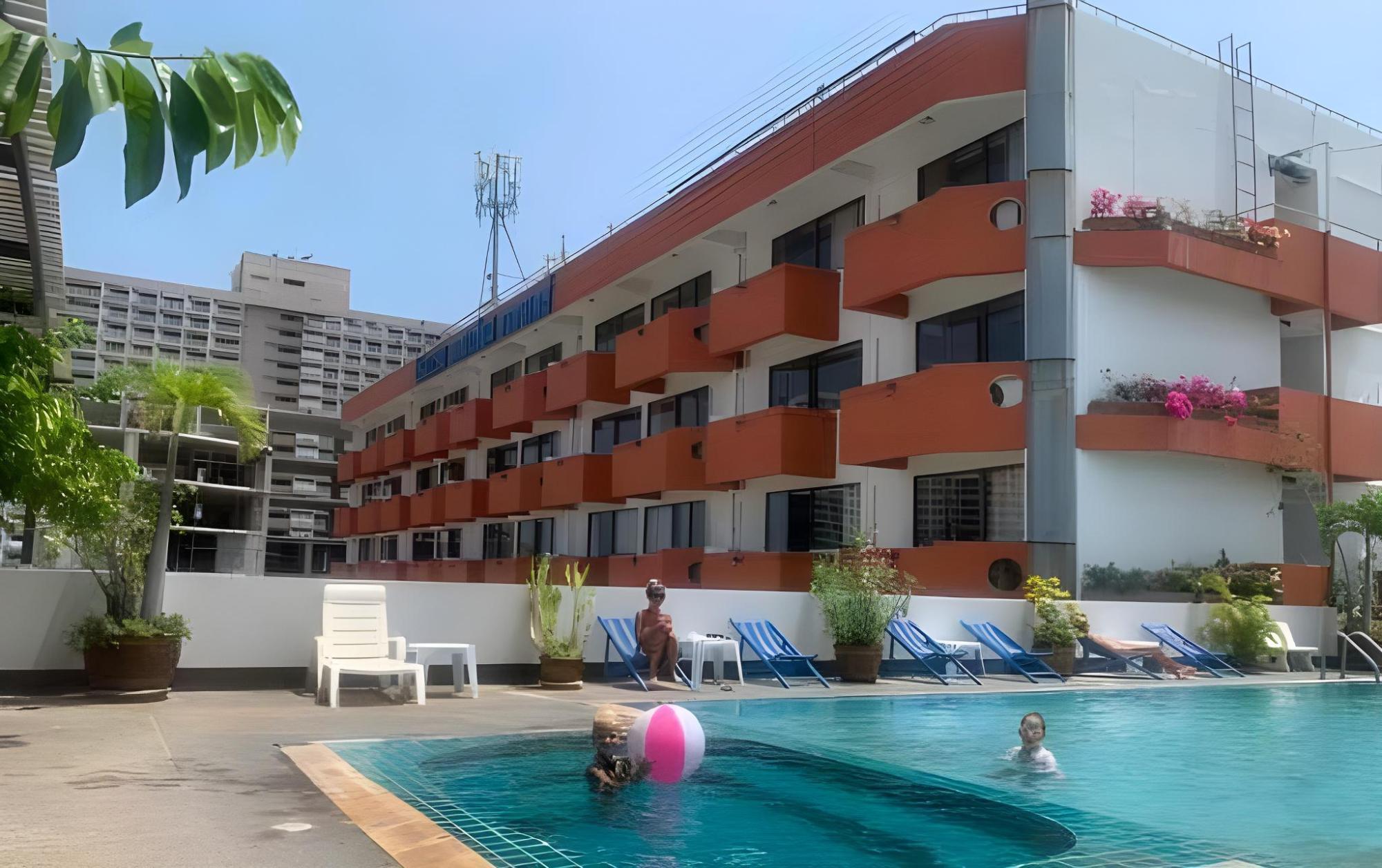 Фото Jomtien longstay hotel