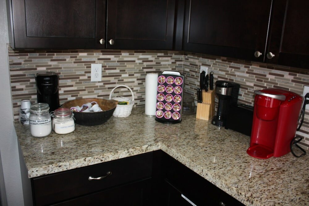 Фото Advantage Court