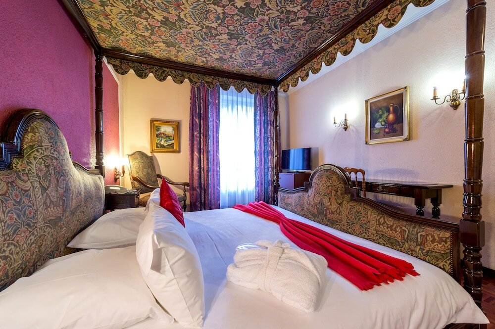 Фото Hotel Diplomate