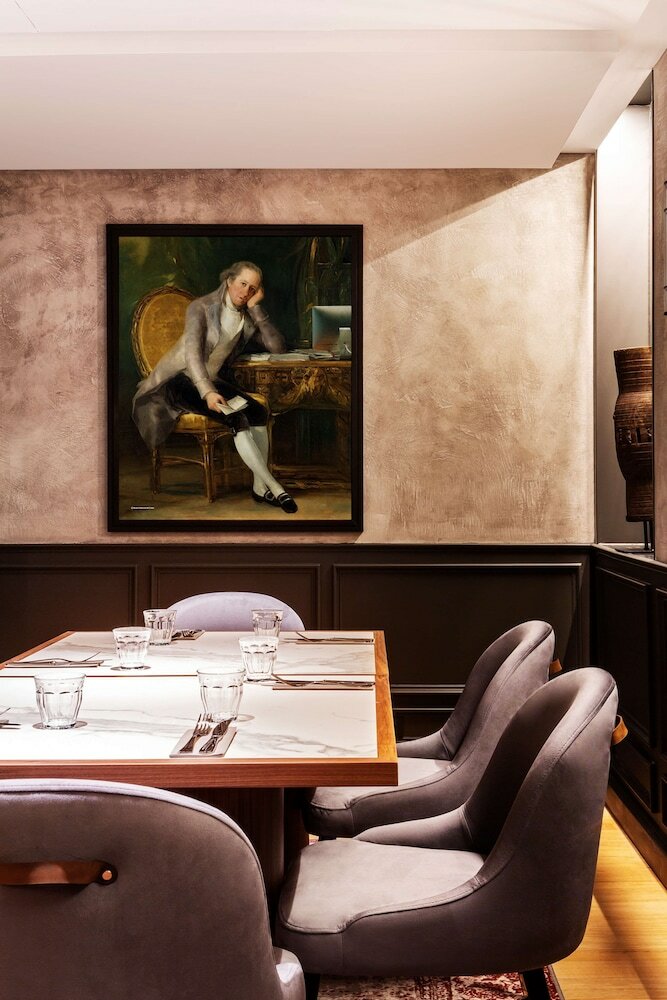 Фото Radisson Blu Hotel, Madrid Prado