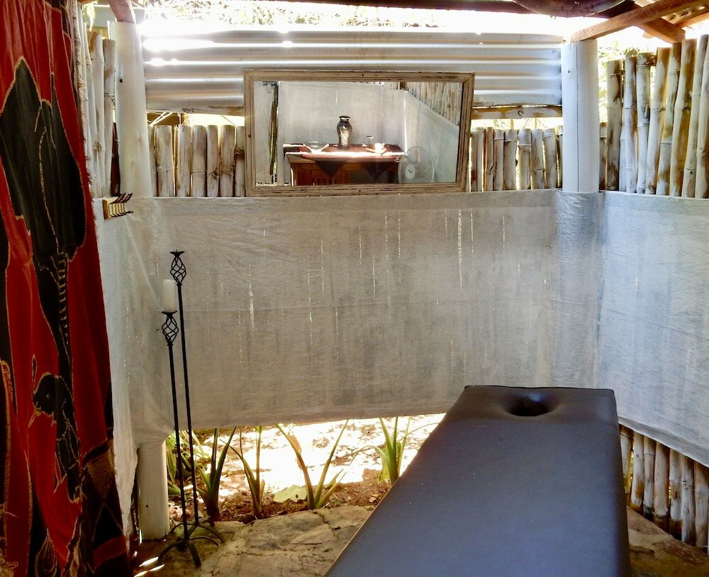 Фото Gately Inn Entebbe