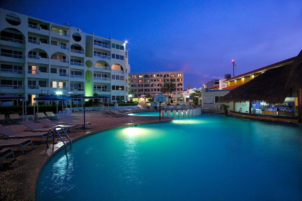 Фото Aquamarina Beach Hotel Cancún