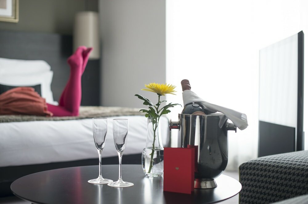 Фото South Place Hotel