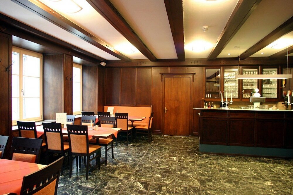 Фото Central Hotel Löwen