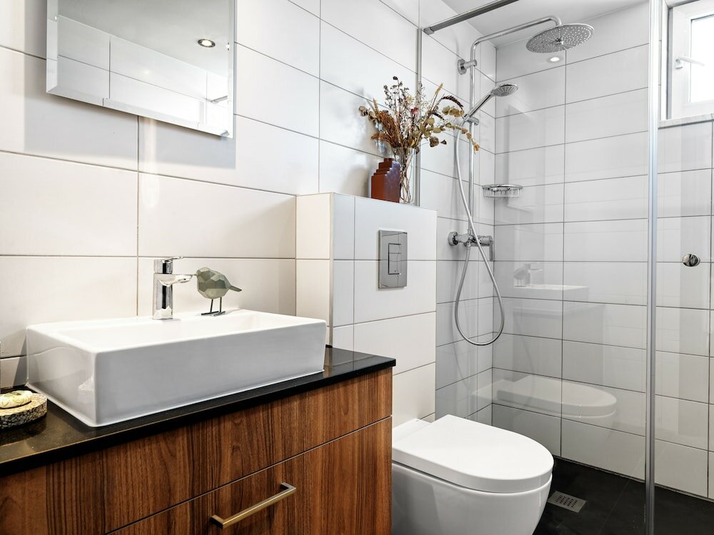 Фото LIV Urban Suites Larnaca