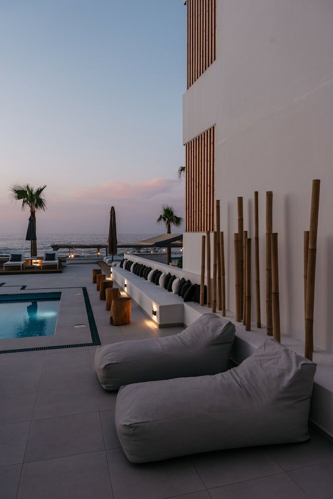 Фото Petradi Beach Lounge Hotel