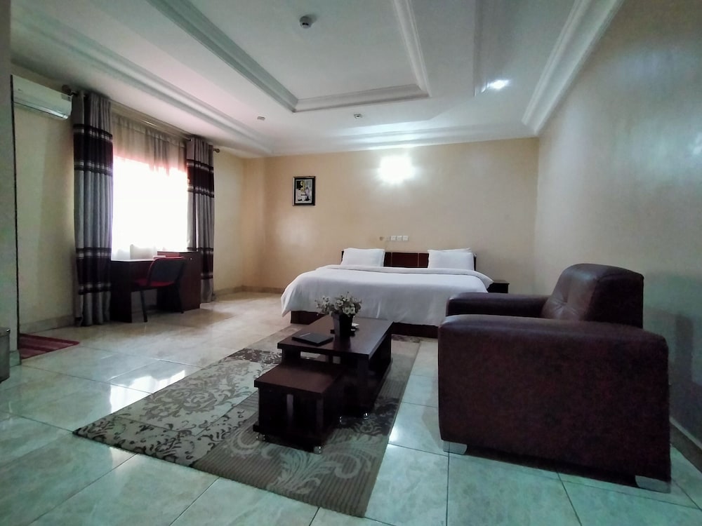 Фото Laps New World Hotel