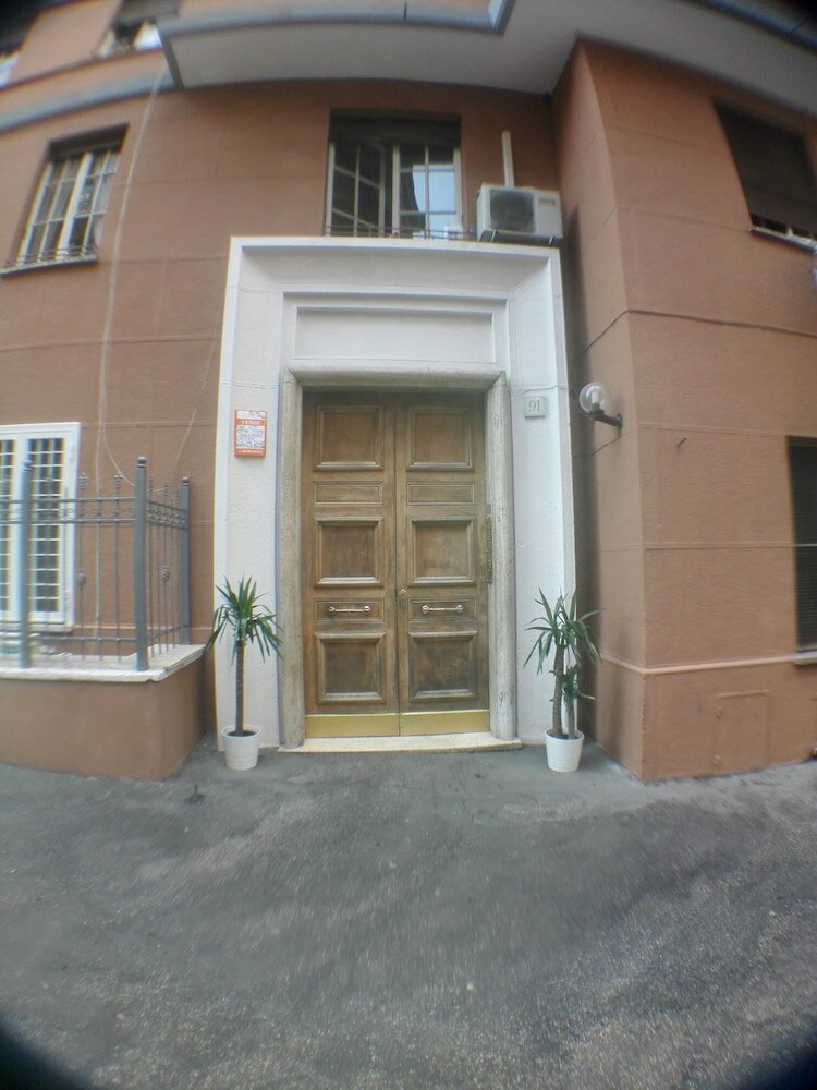 Фото Gateway Residence