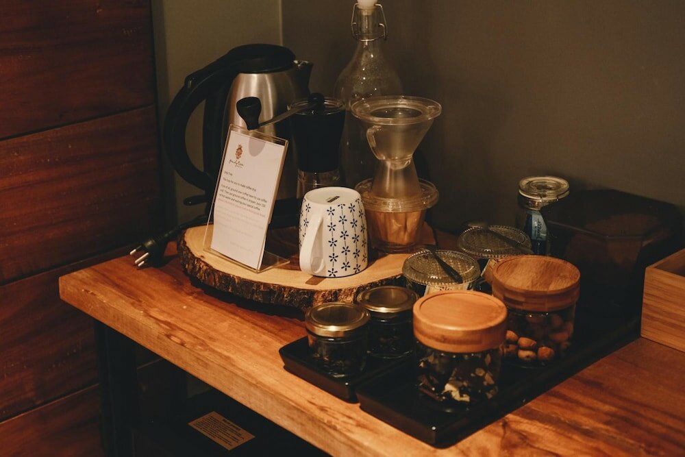 Фото Family Tree Hotel