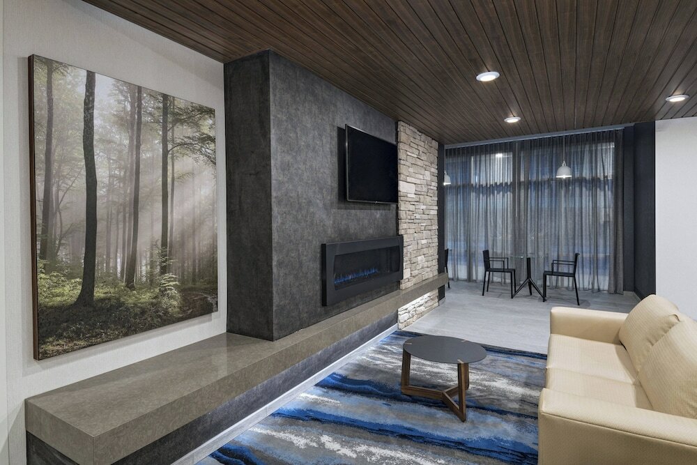 Фото Fairfield Inn & Suites by Marriott St. Louis Downtown