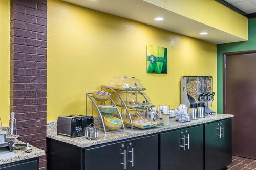 Гостиница Quality Inn Hinesville - Fort Stewart Area в Хайнсвилле