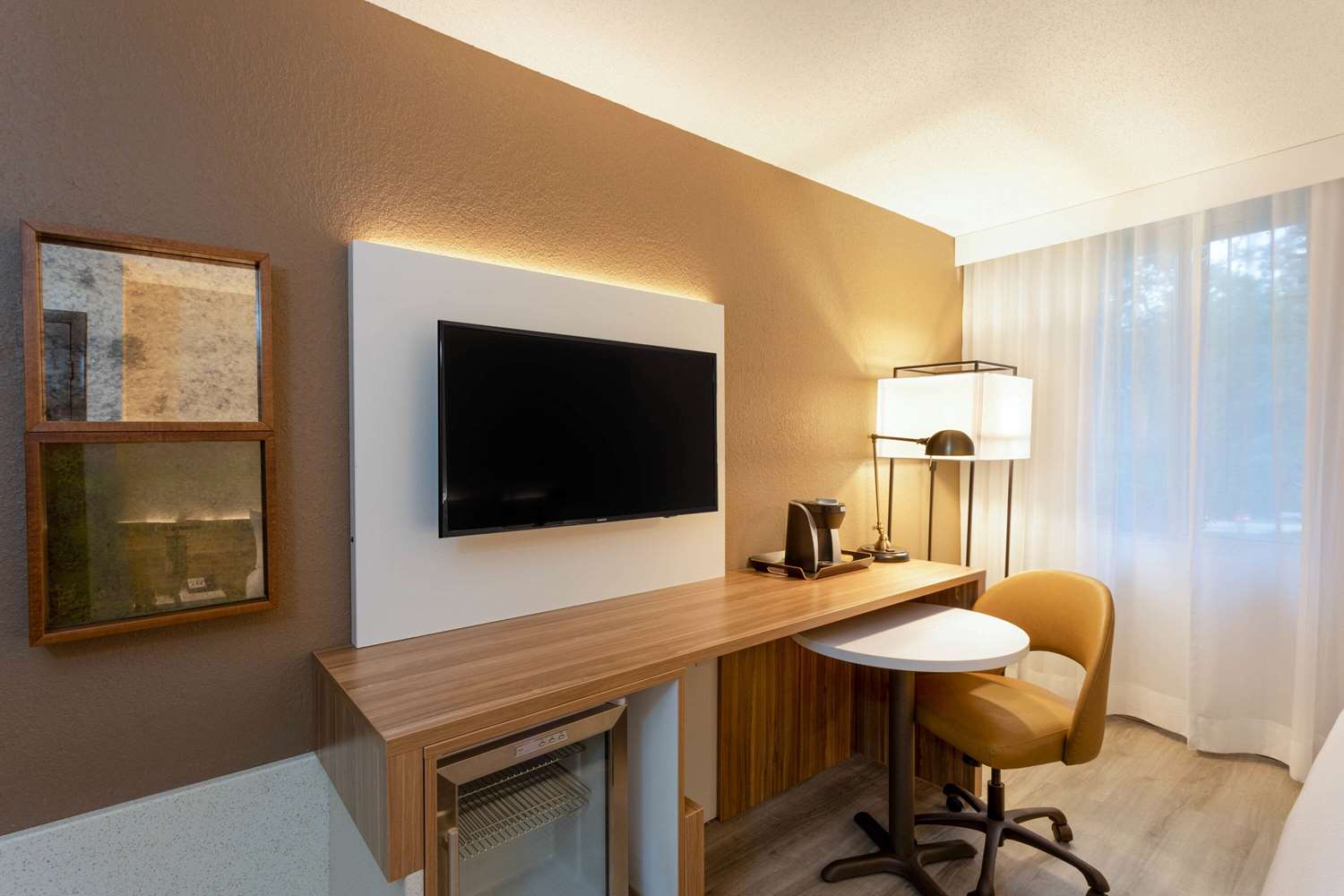 Фото Wyndham Garden Tallahassee Capitol