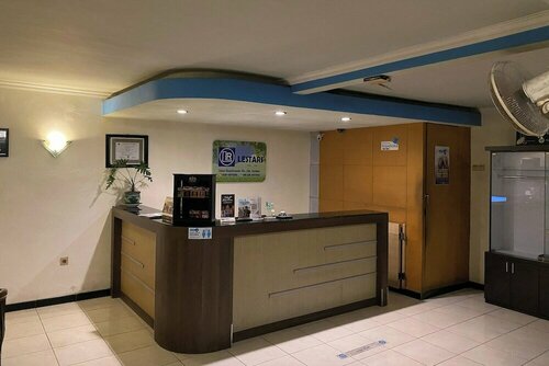 Гостиница Hotel Lestari Near Lippo Plaza Mall Jember в Джембере