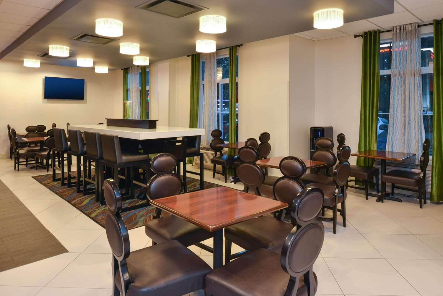 Фото Country Inn & Suites by Radisson, Nashville Airport, Tn