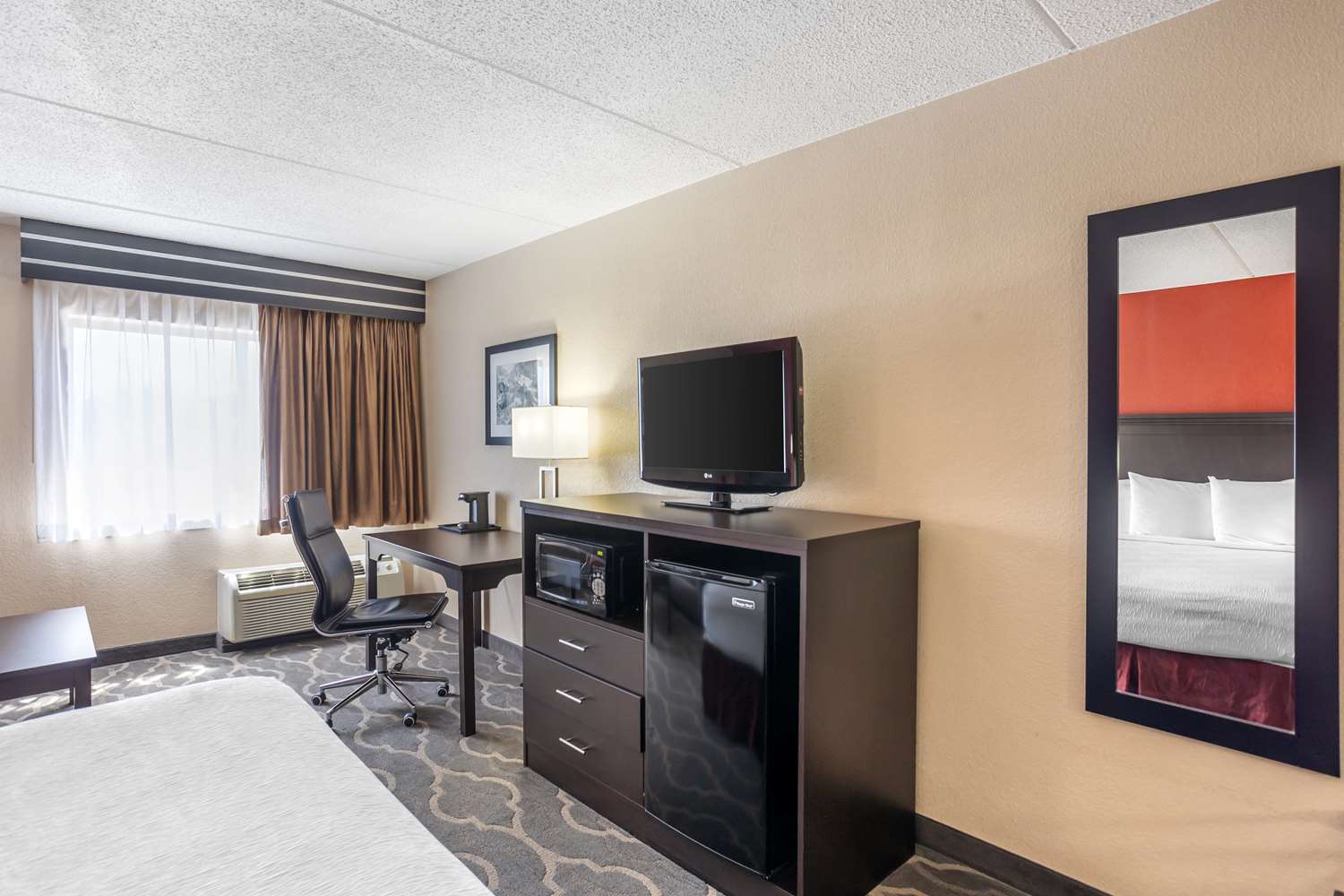 Фото Best Western Inn At Blakeslee-pocono