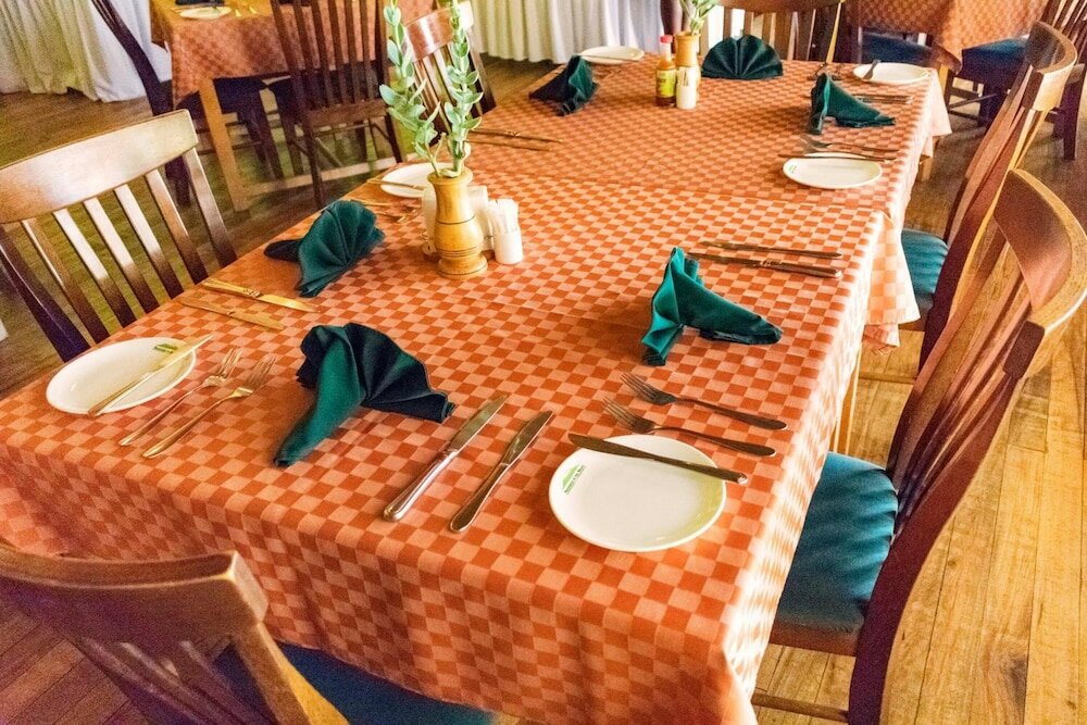 Фото Mountains of the Moon Hotel