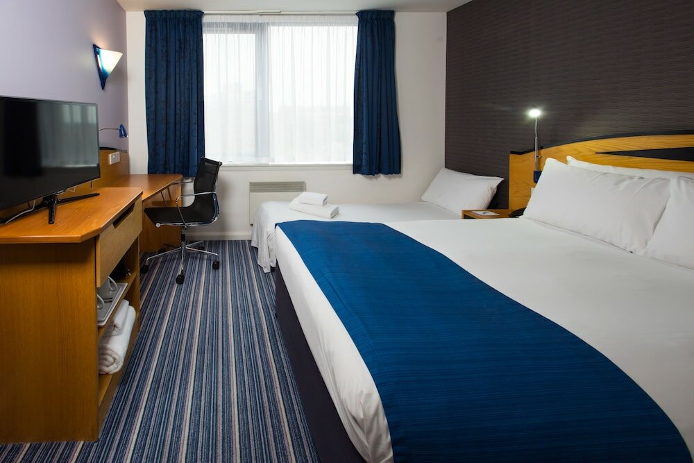 Фото Holiday Inn Express Bristol City Centre by IHG