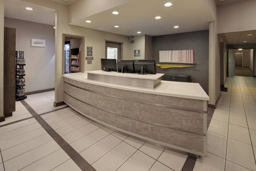 Фото Residence Inn by Marriott Indianapolis Airport