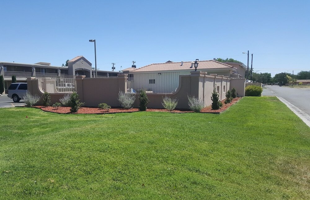 Фото Best Western El Rancho Palacio