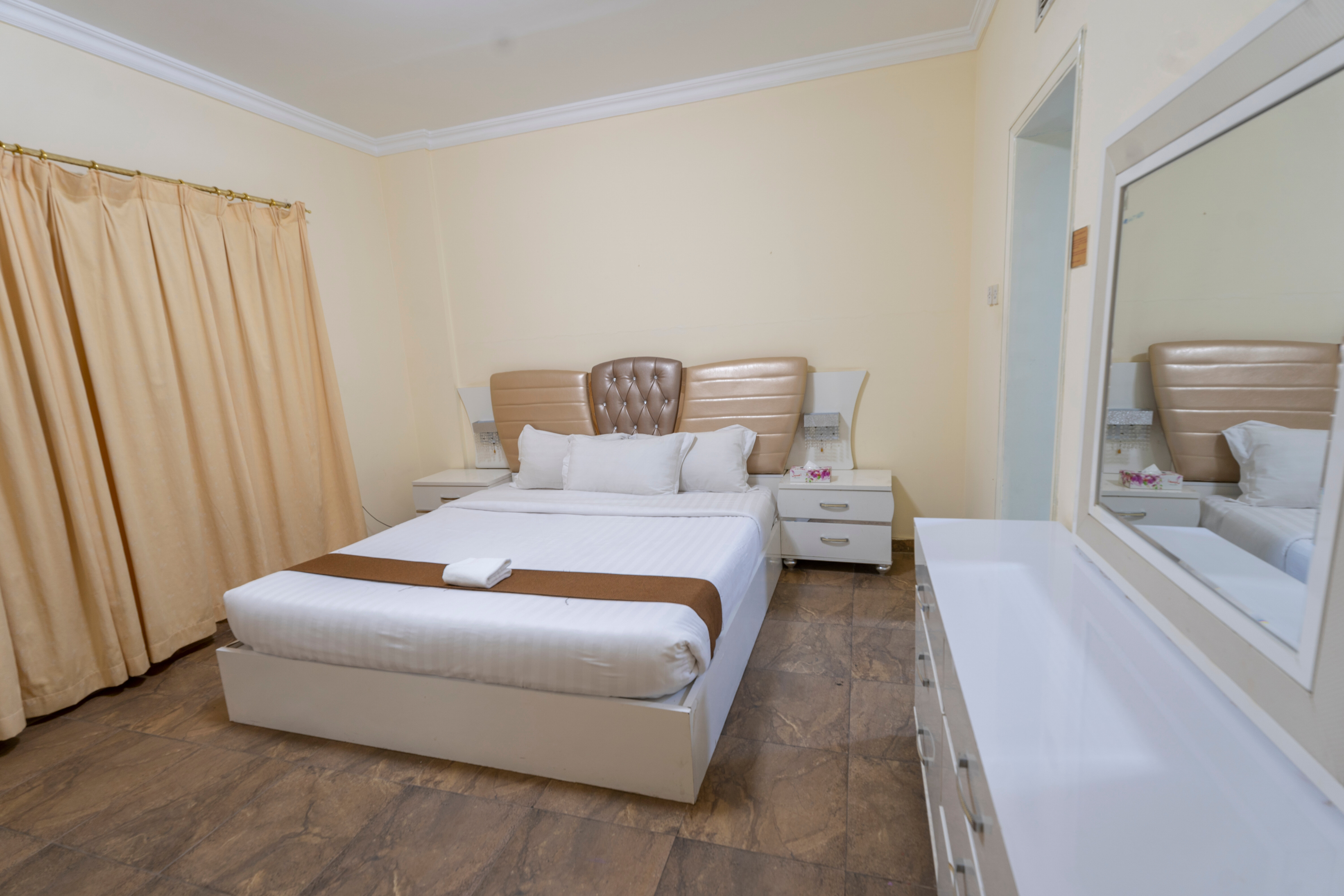 Фото Majestic Hotel