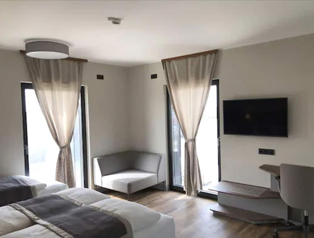 Фото Intergroup Business & Design Hotel Ingolstadt