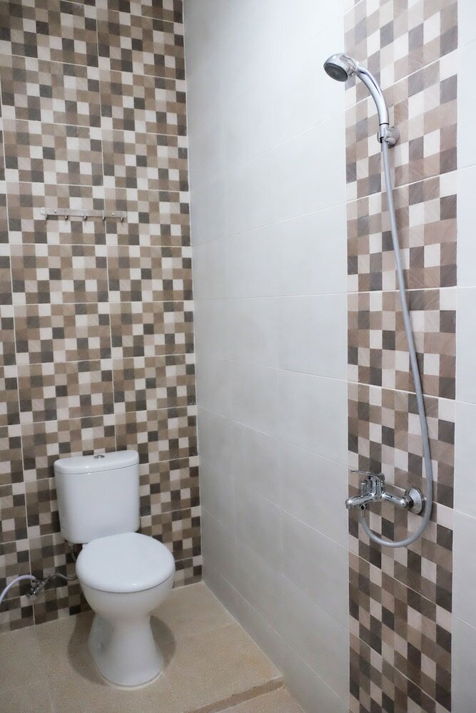 Фото Airy Bandara Ahmad Yani Anjasmoro Raya 74 Semarang