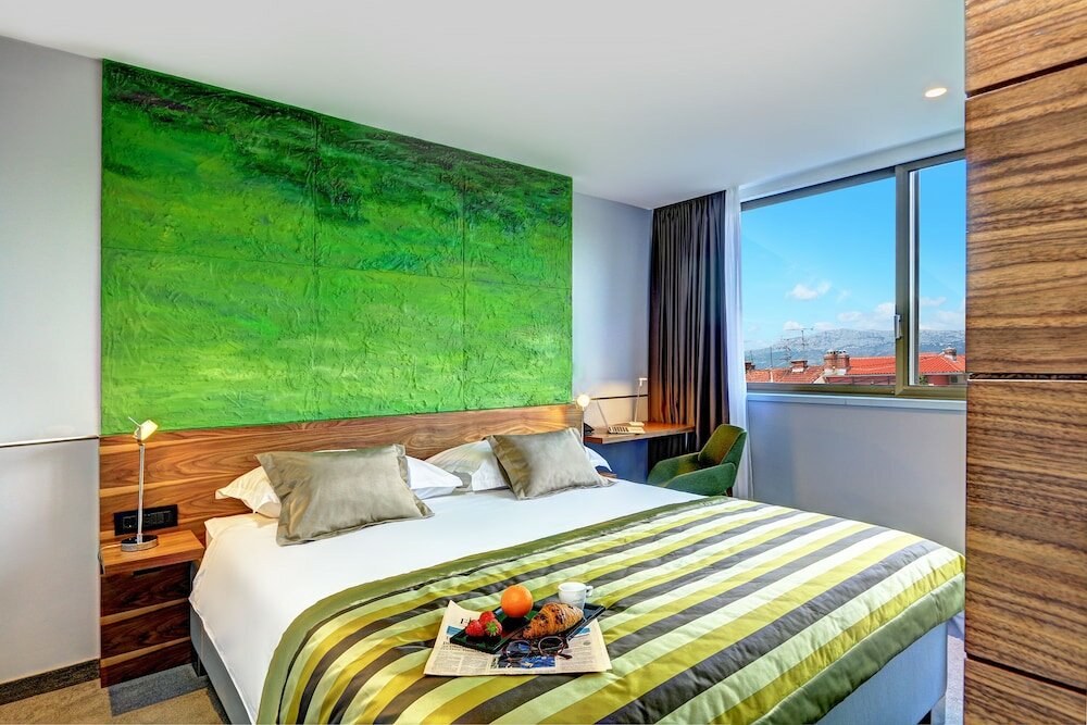 Фото Horizon Luxury Suites