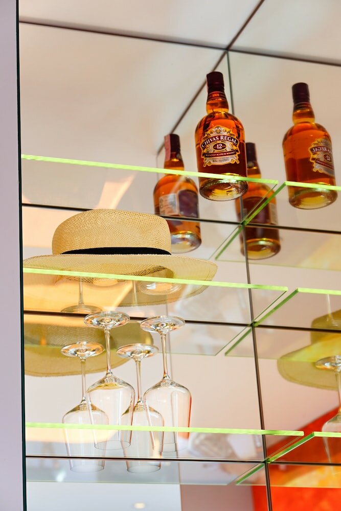 Фото Horizon Luxury Suites