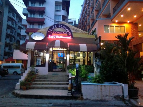 Фото Best Beach Villa