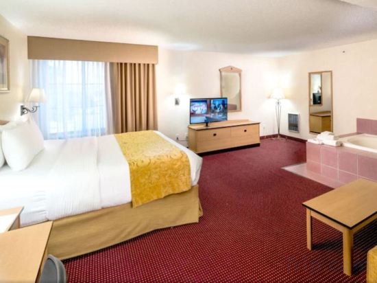 Фото AmericInn by Wyndham Denver Airport