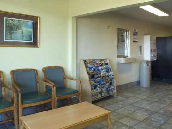 Фото Oyo Hotel Houston Southwest I-69