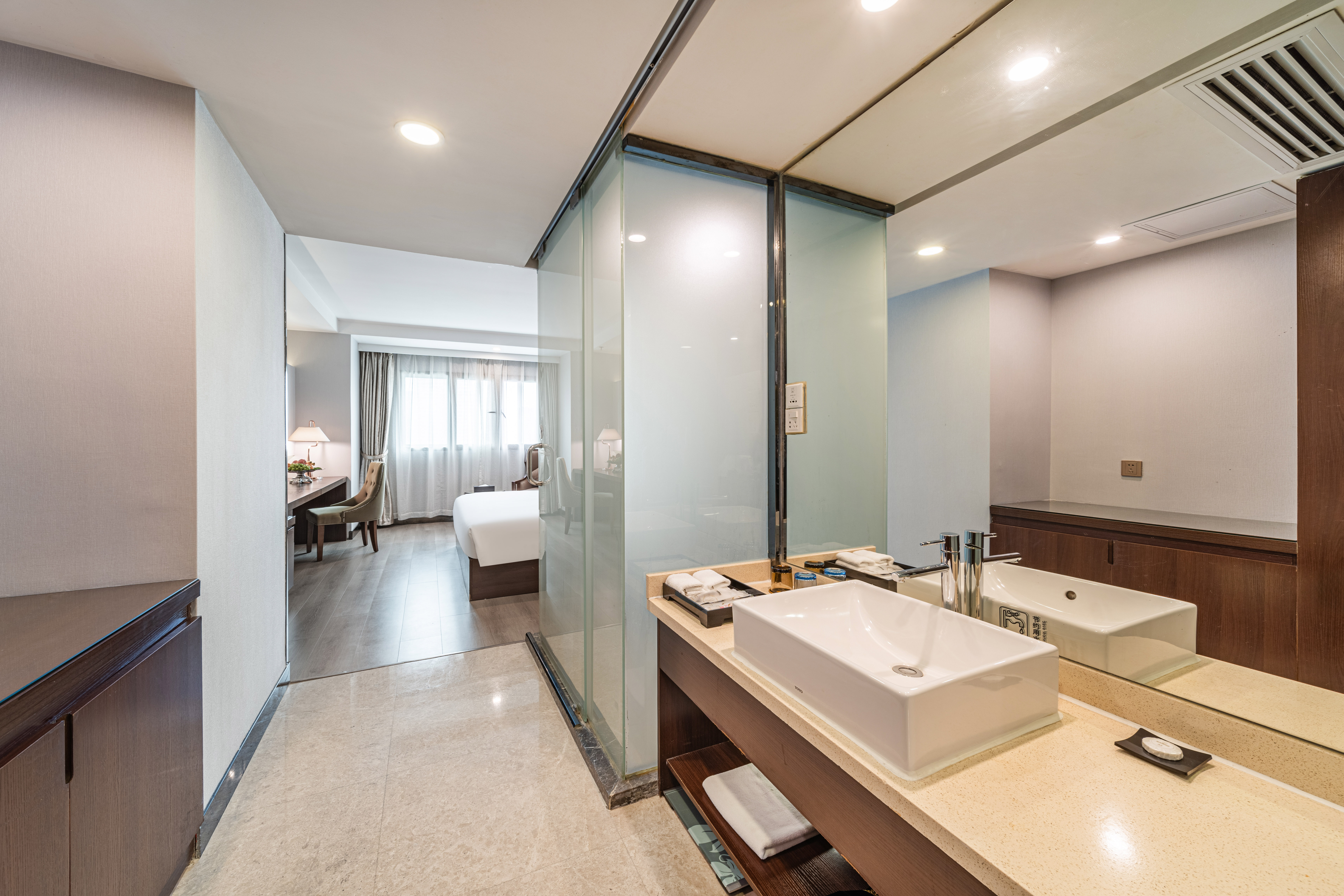 Фото Grand Chu Hotel