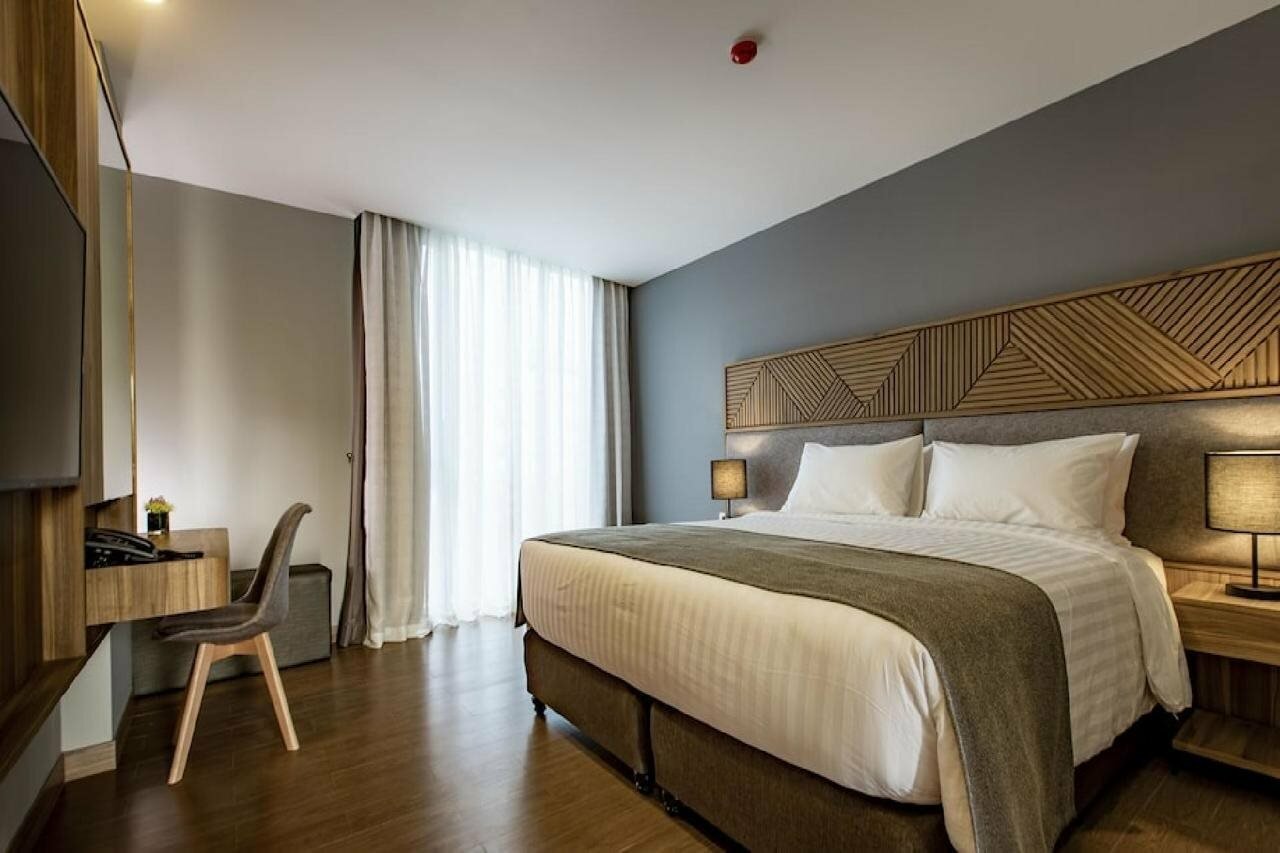 Фото отеля 2