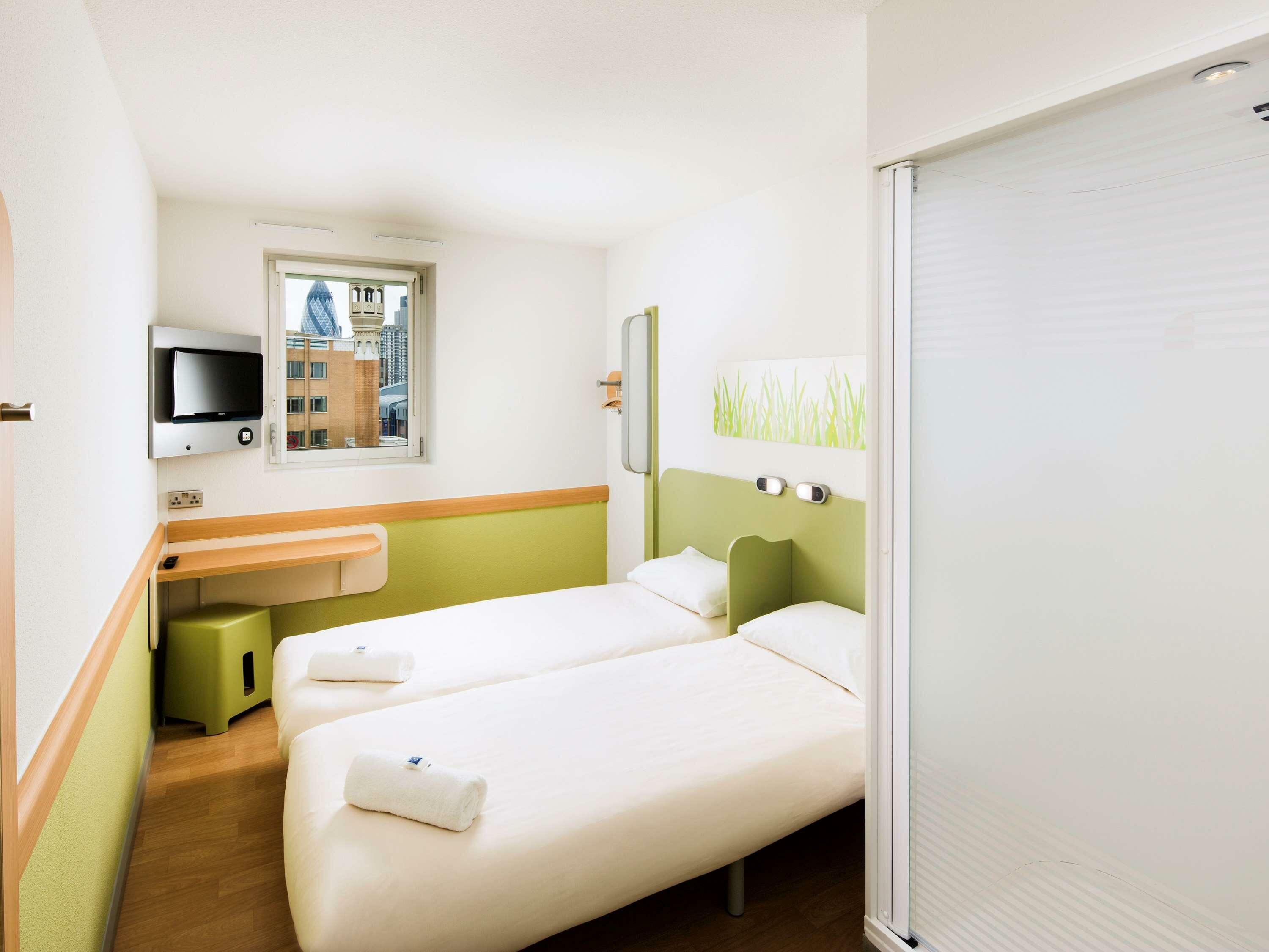 Фото ibis budget London Whitechapel Brick Lane