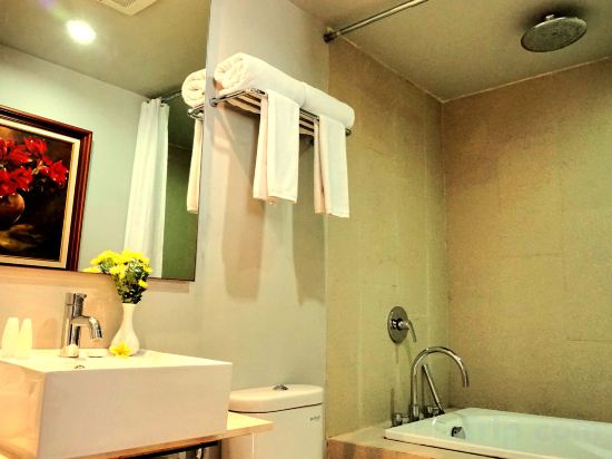 Фото The Lerina Hotel Nusa Dua