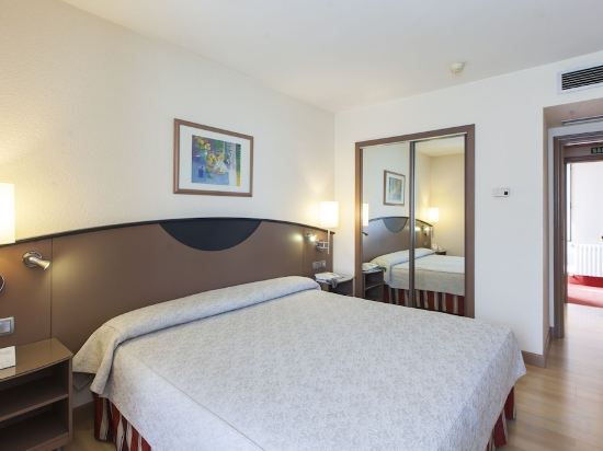 Фото Hotel Albret