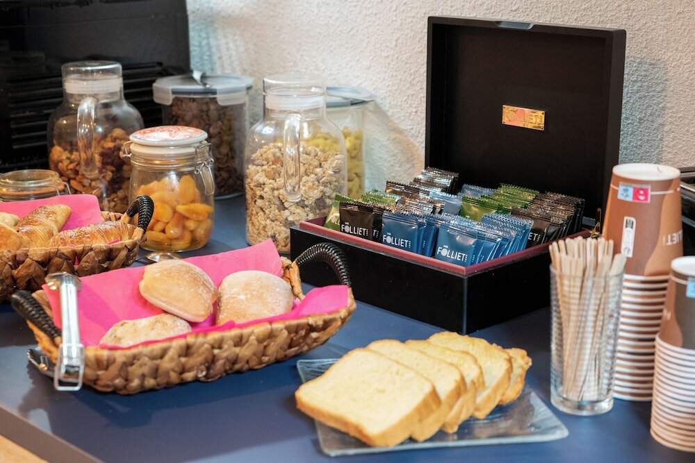 Фото Terres de France - Appart-Hotel - Brest