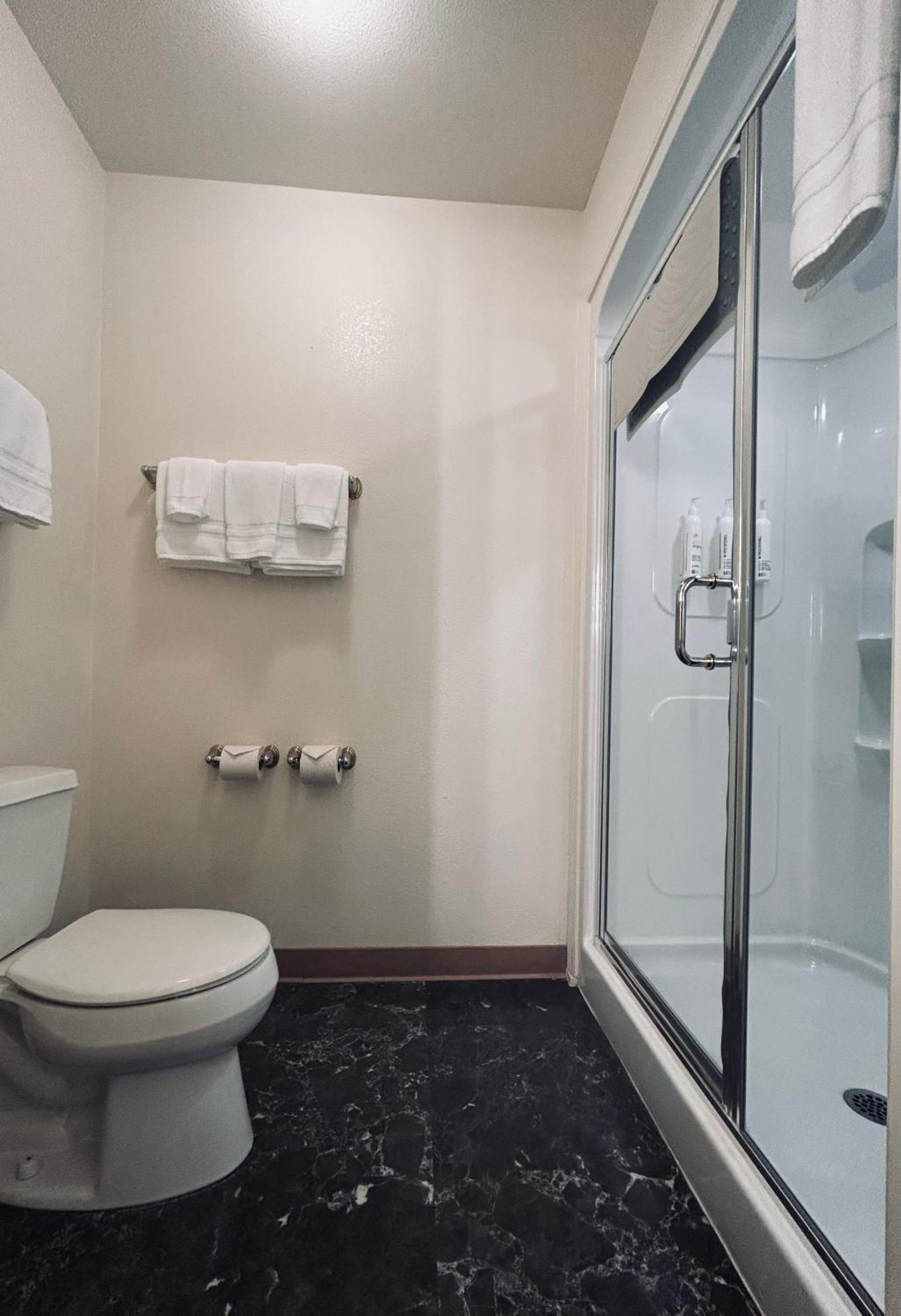 Фото North Cliff Hotel