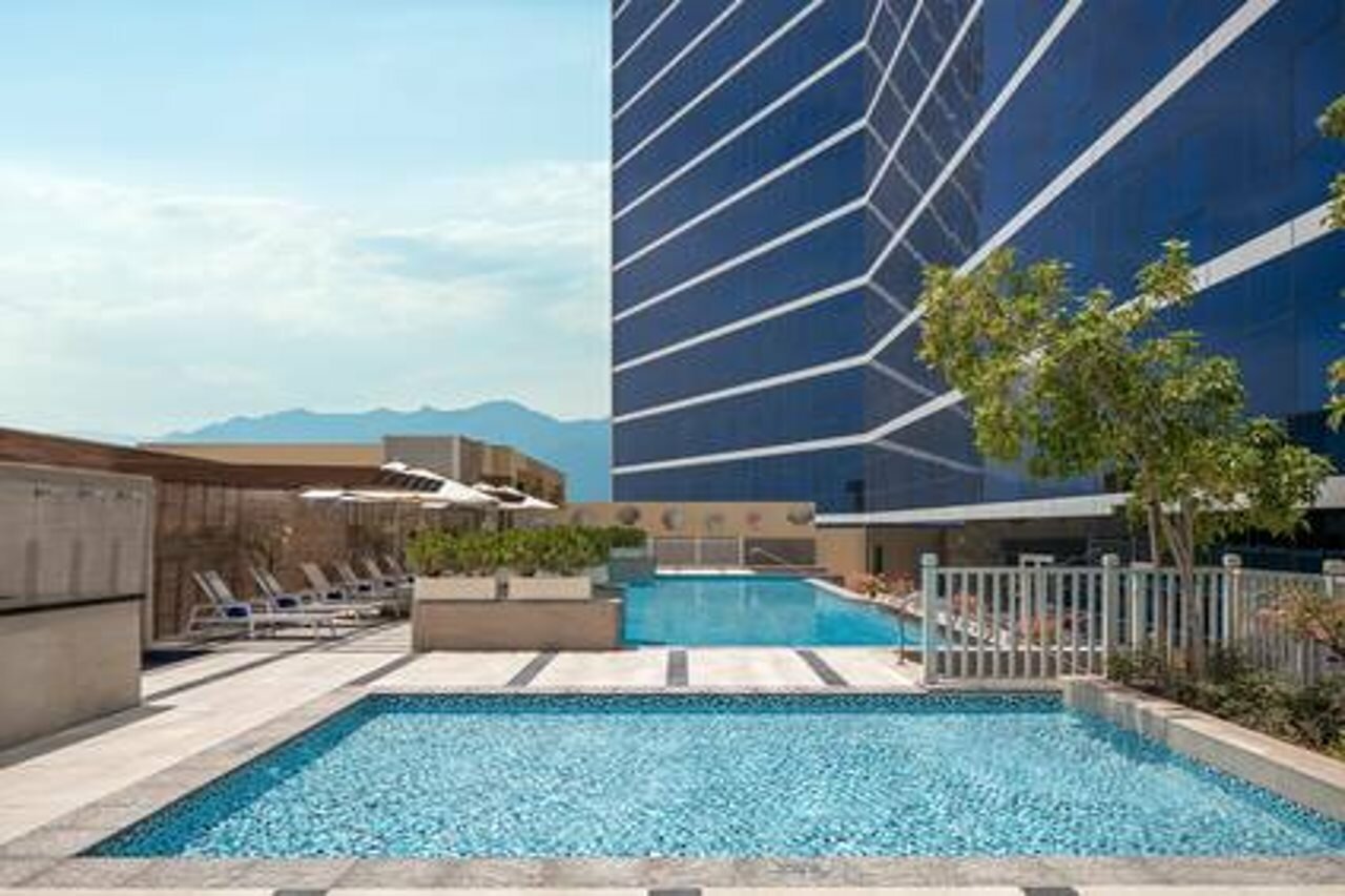 Фото DoubleTree by Hilton Fujairah City