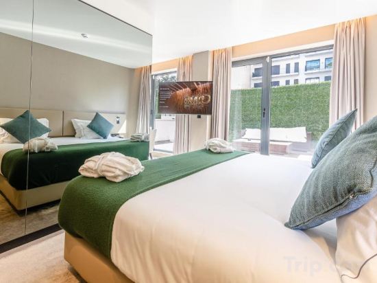 Фото Omid Saldanha Hotel