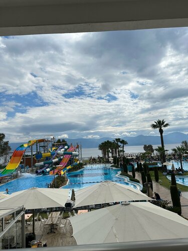 Гостиница Liberty Kusadasi в Кушадасы