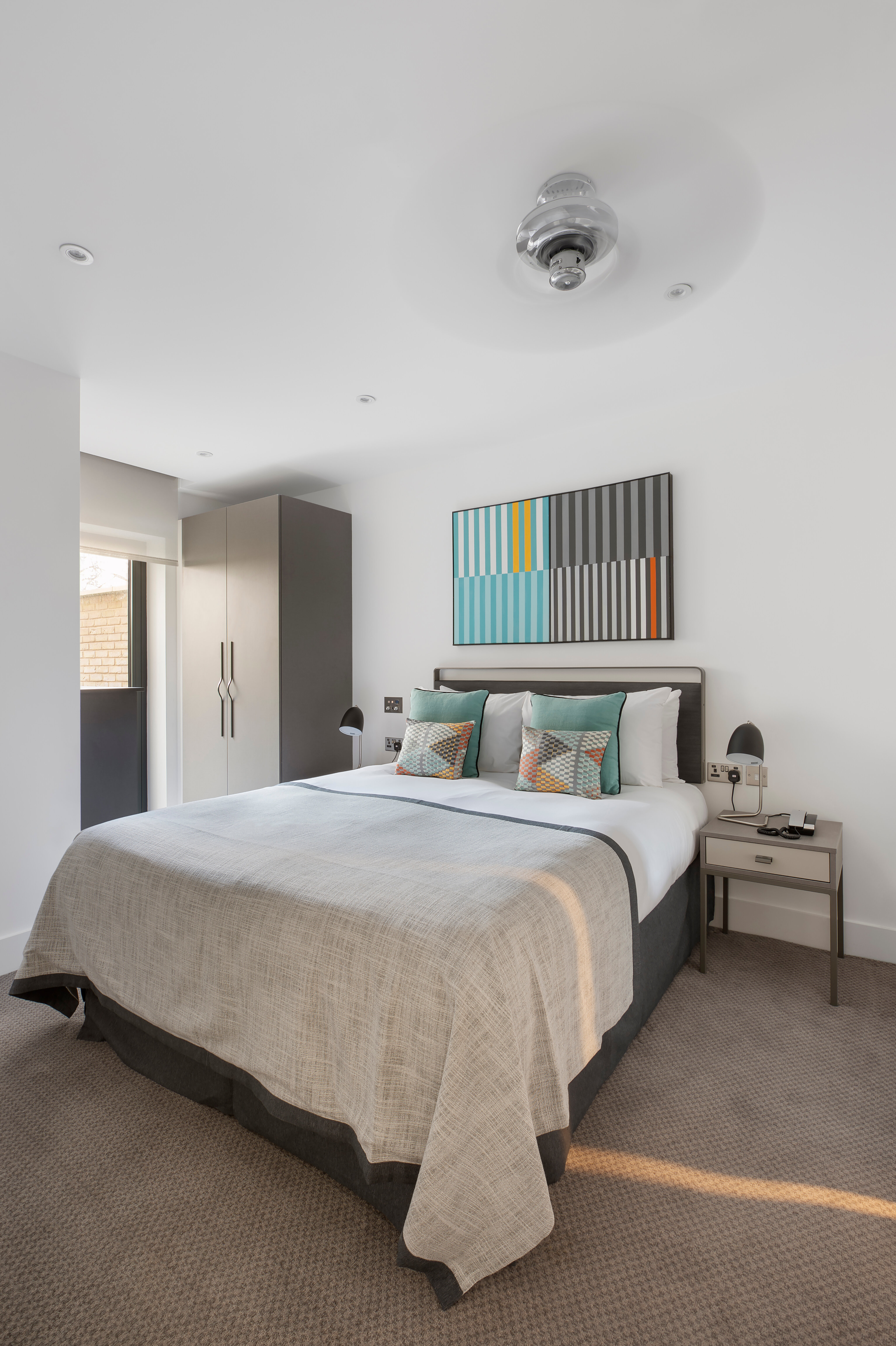 Фото Q Square by Supercity Aparthotels