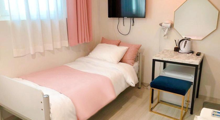 Фото Orbit Cafe & Guesthouse - Hostel