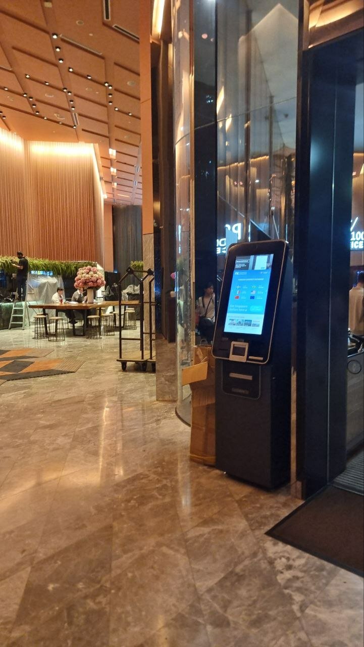 Фото Oasia Hotel Downtown Singapore