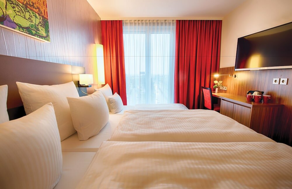 Фото Leonardo Hotel Dresden Altstadt